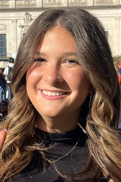 Bio Photos_0000_Keaton